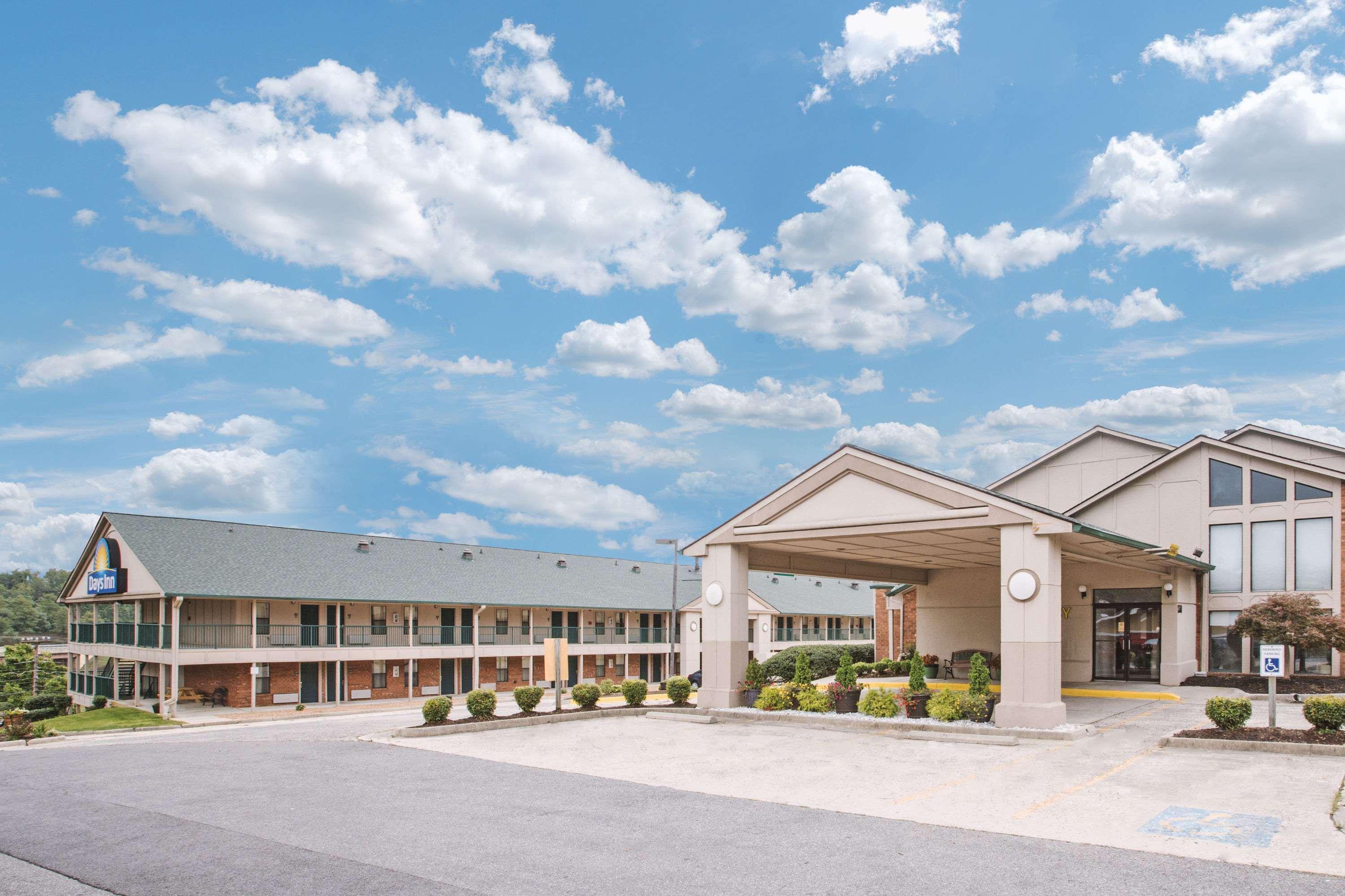 Days Inn By Wyndham Wytheville Exteriör bild